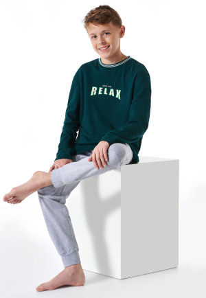 Pigiama lungo in Interlock di cotone biologico a righe con polsini e scritta relax, verde scuro - Teens Nightwear